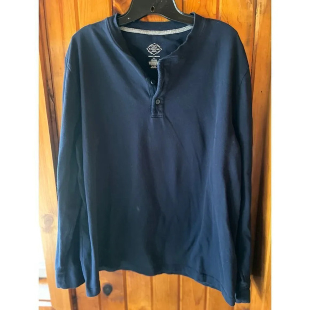 St. John's bay‎ longsleeve legacy henley size XL